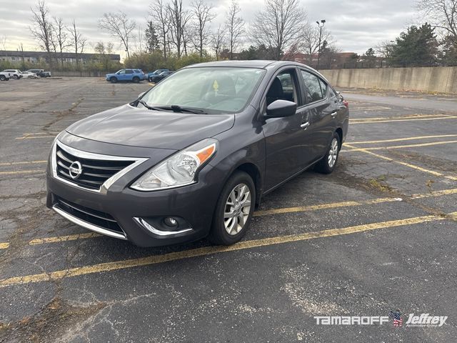 2015 Nissan Versa SV