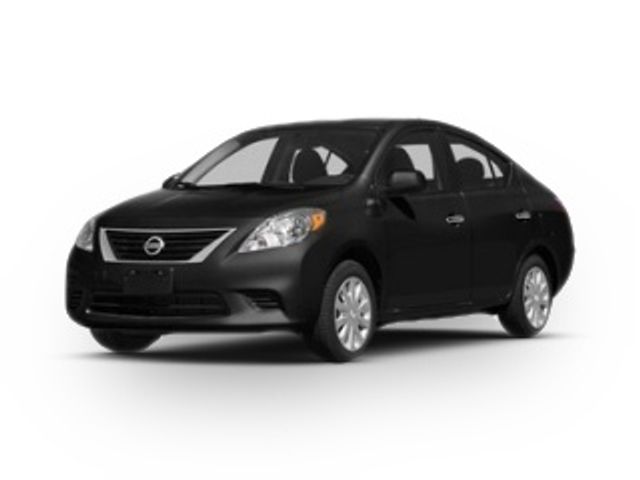 2015 Nissan Versa SV