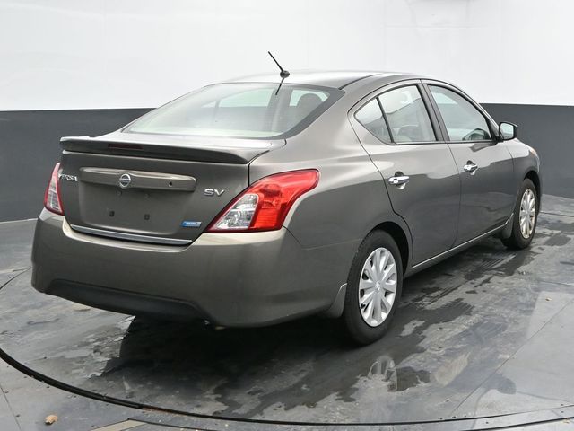 2015 Nissan Versa SV