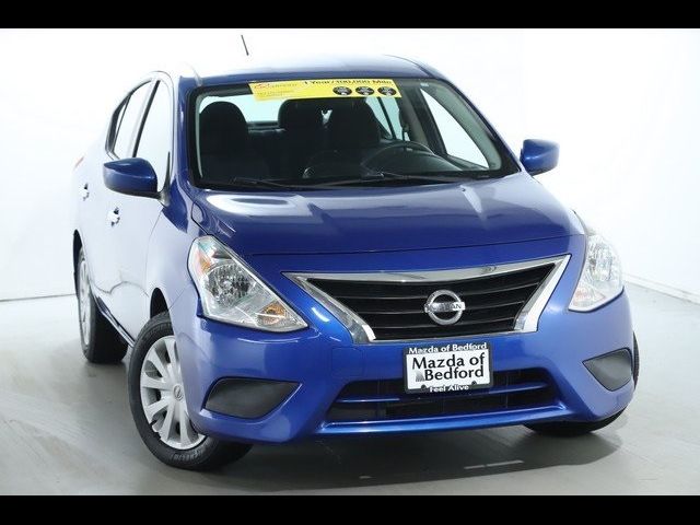 2015 Nissan Versa SV