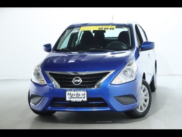 2015 Nissan Versa SV