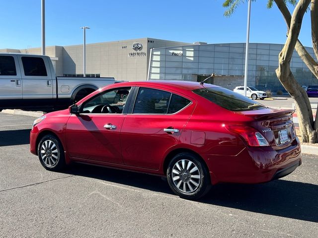 2015 Nissan Versa SV