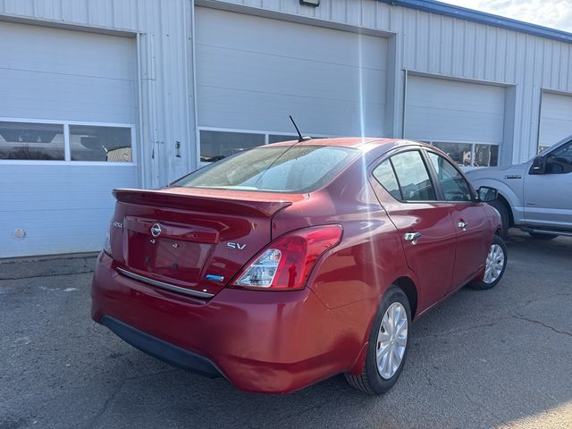 2015 Nissan Versa SV