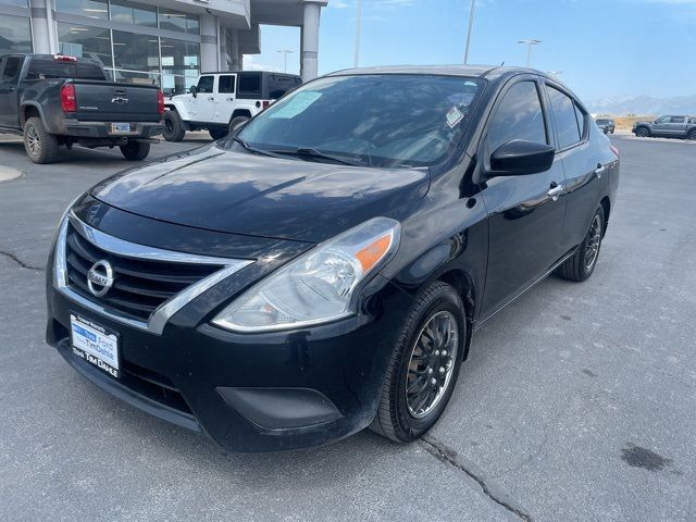 2015 Nissan Versa SV