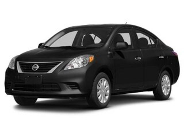 2015 Nissan Versa S Plus