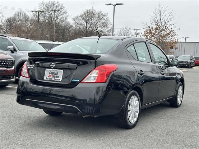 2015 Nissan Versa S Plus