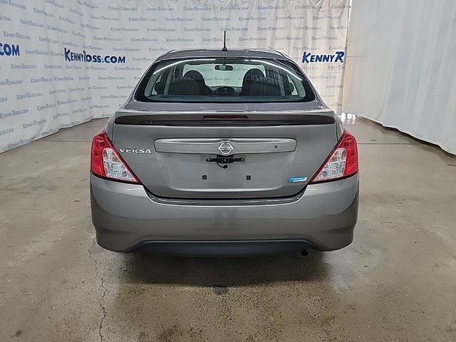 2015 Nissan Versa S Plus