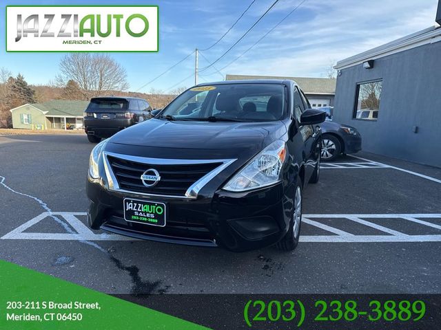 2015 Nissan Versa SV