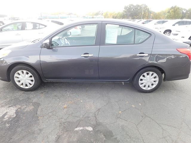 2015 Nissan Versa SV