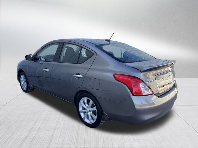 2015 Nissan Versa SL