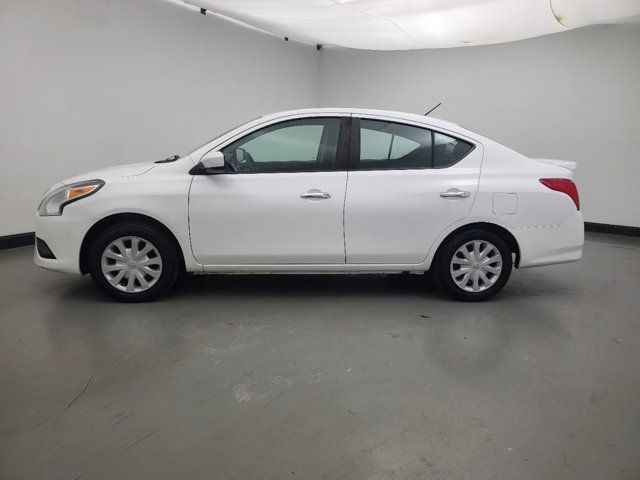 2015 Nissan Versa SV