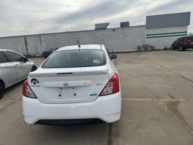 2015 Nissan Versa 