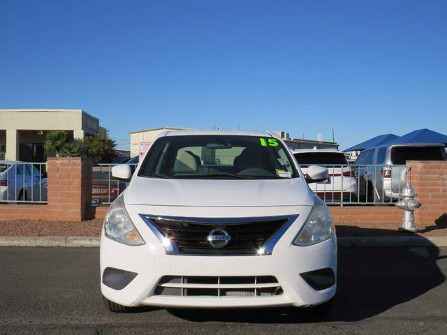 2015 Nissan Versa SV