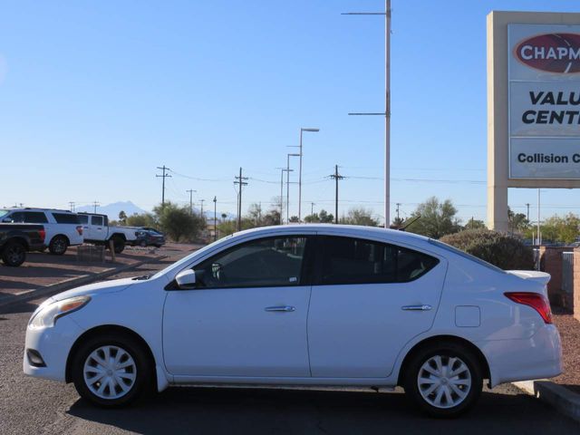 2015 Nissan Versa SV