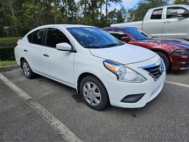 2015 Nissan Versa SV