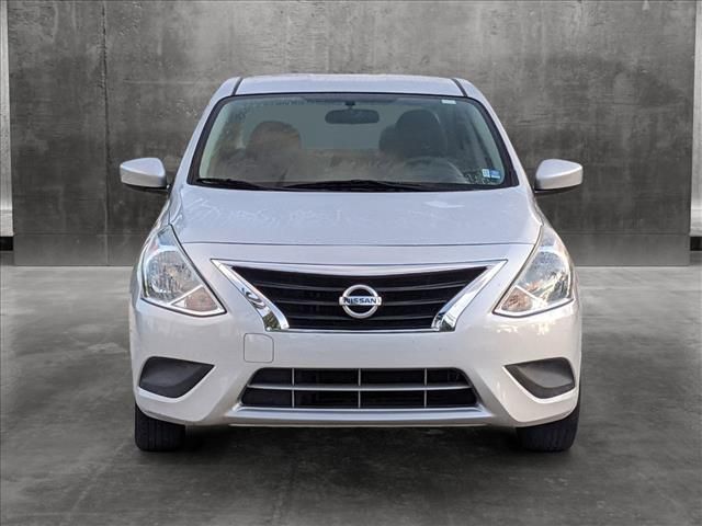 2015 Nissan Versa SV