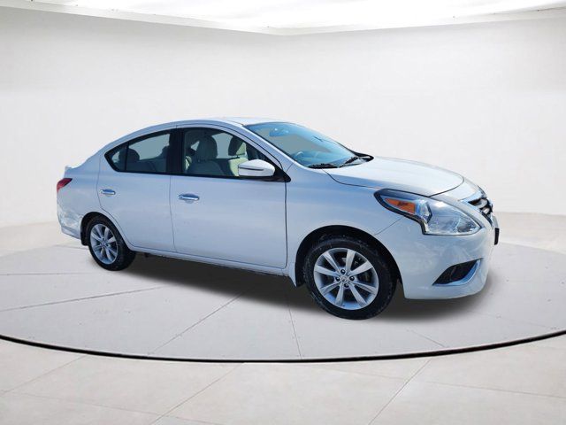 2015 Nissan Versa SL