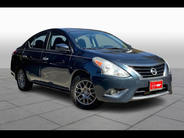 2015 Nissan Versa SV