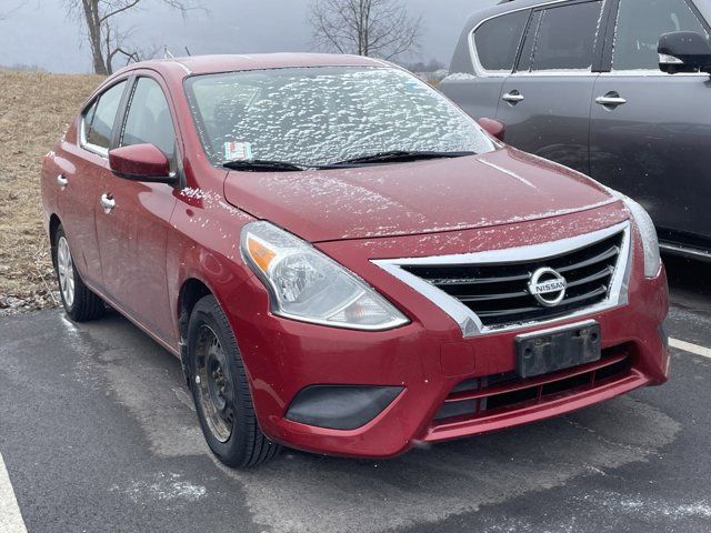 2015 Nissan Versa SV