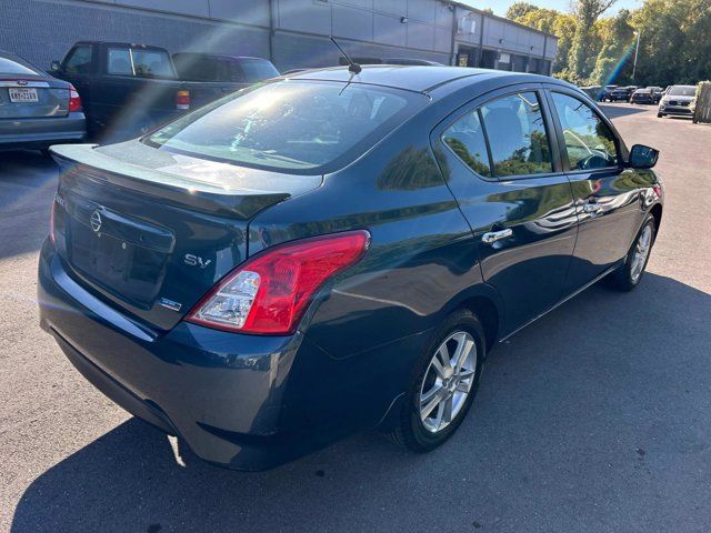 2015 Nissan Versa SV