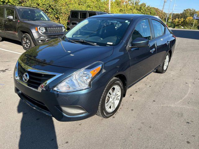 2015 Nissan Versa SV