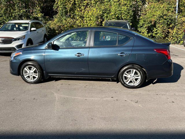 2015 Nissan Versa SV