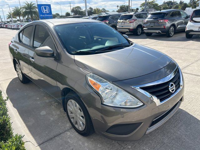 2015 Nissan Versa SV