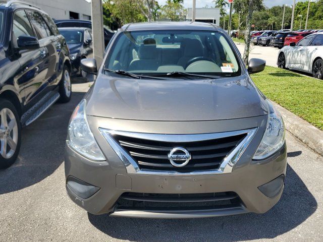 2015 Nissan Versa SV