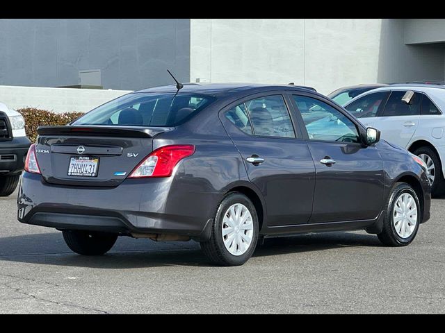 2015 Nissan Versa SV