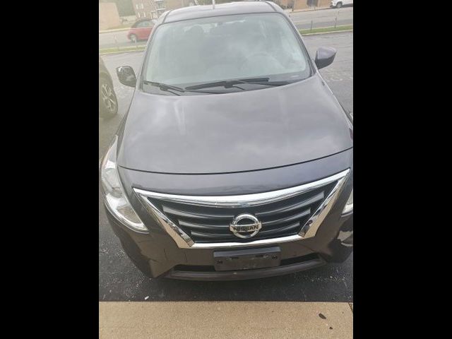 2015 Nissan Versa SV
