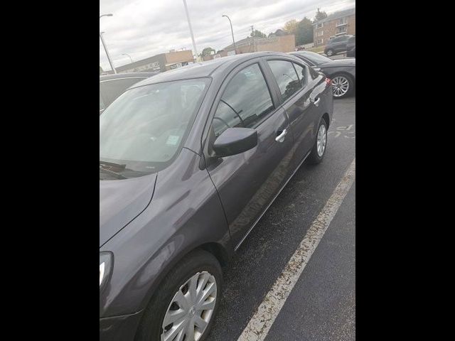2015 Nissan Versa SV