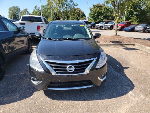 2015 Nissan Versa SV