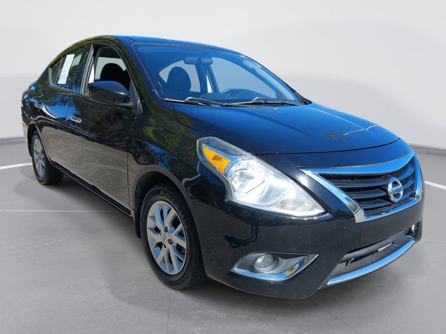 2015 Nissan Versa SV