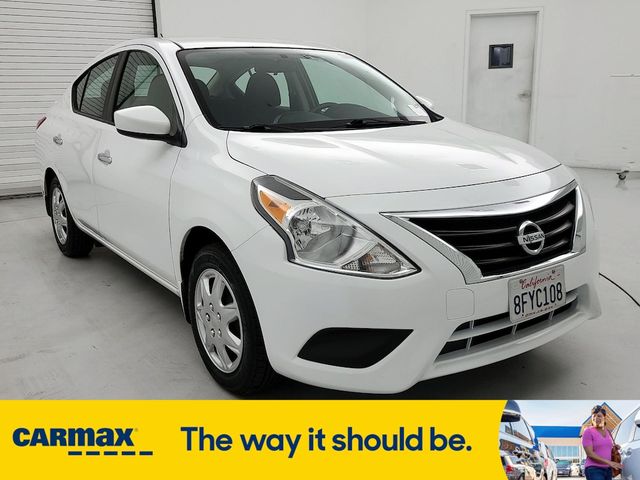 2015 Nissan Versa SV