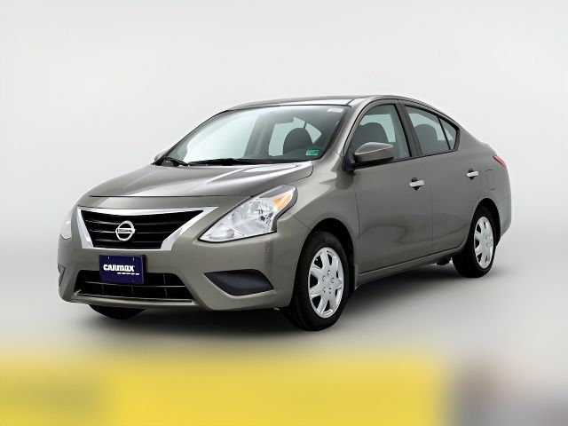 2015 Nissan Versa SV