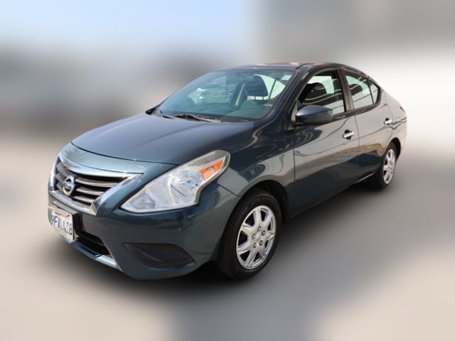 2015 Nissan Versa SV