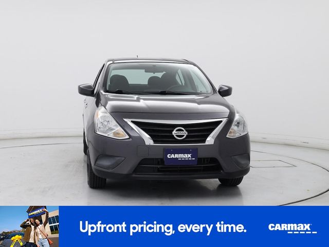 2015 Nissan Versa SV