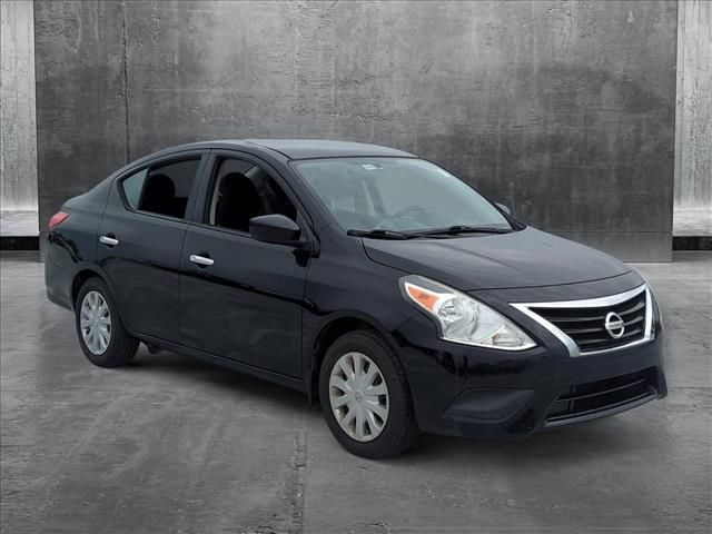 2015 Nissan Versa SV