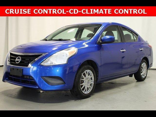 2015 Nissan Versa SV