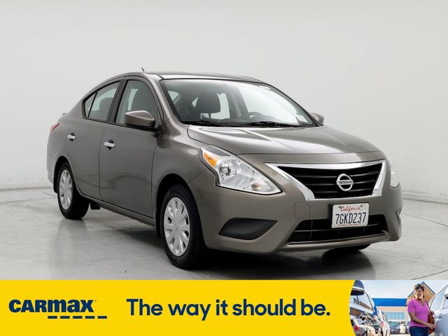 2015 Nissan Versa SV