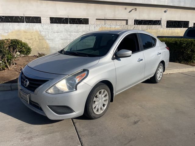 2015 Nissan Versa SV