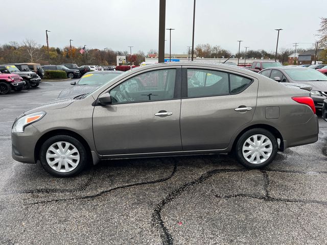 2015 Nissan Versa SV