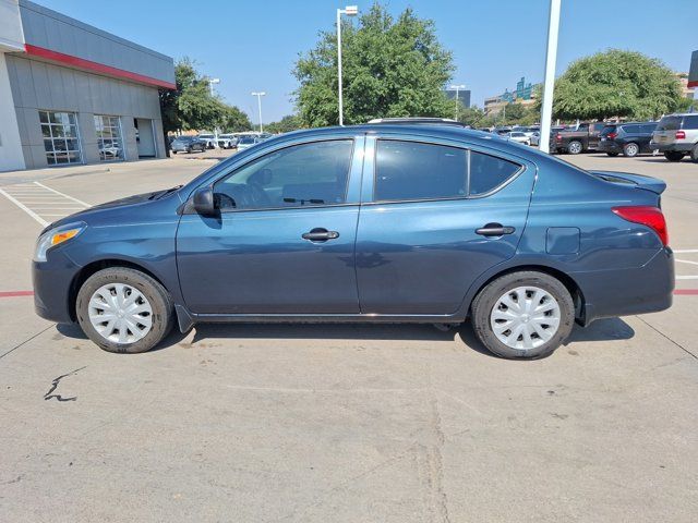 2015 Nissan Versa S Plus