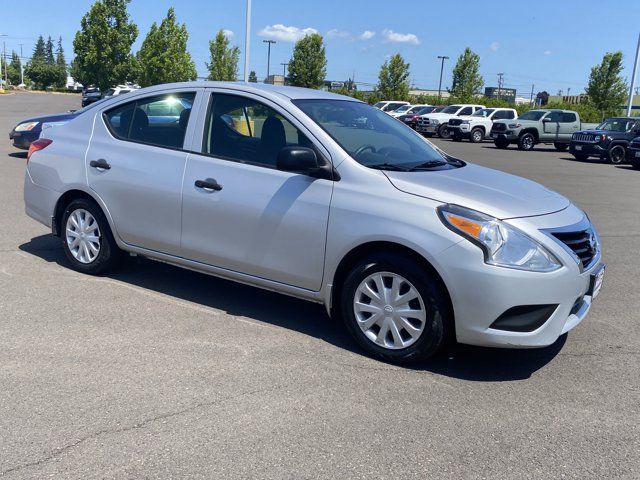 2015 Nissan Versa S Plus