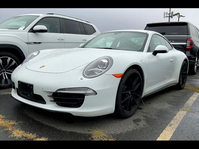 2015 Porsche 911 Carrera 4