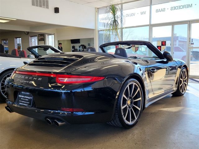 2015 Porsche 911 Carrera 4S