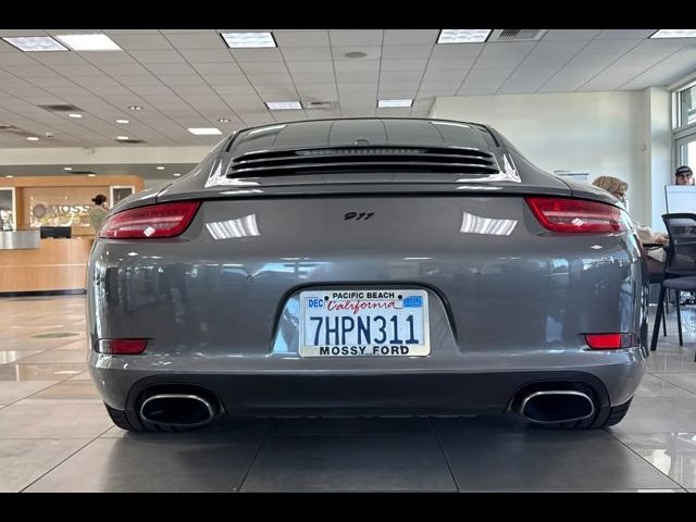 2015 Porsche 911 Carrera