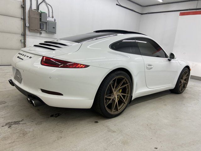 2015 Porsche 911 Carrera