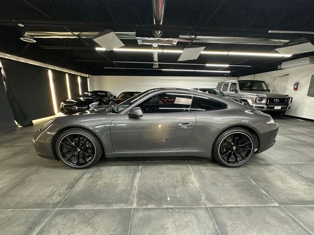 2015 Porsche 911 Carrera