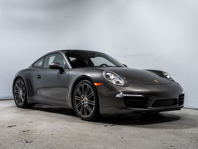 2015 Porsche 911 Carrera 4S